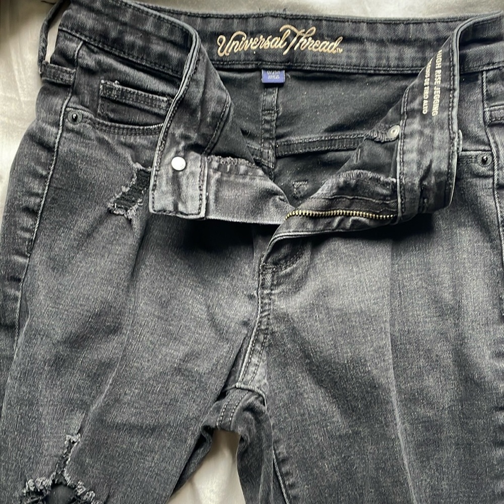 Universal Thread Black Ripped Skinny Jeans